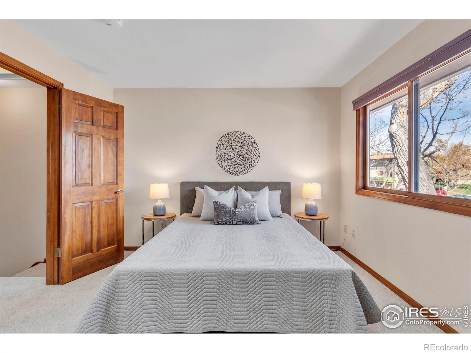 1590 Garfield Avenue Unit: B