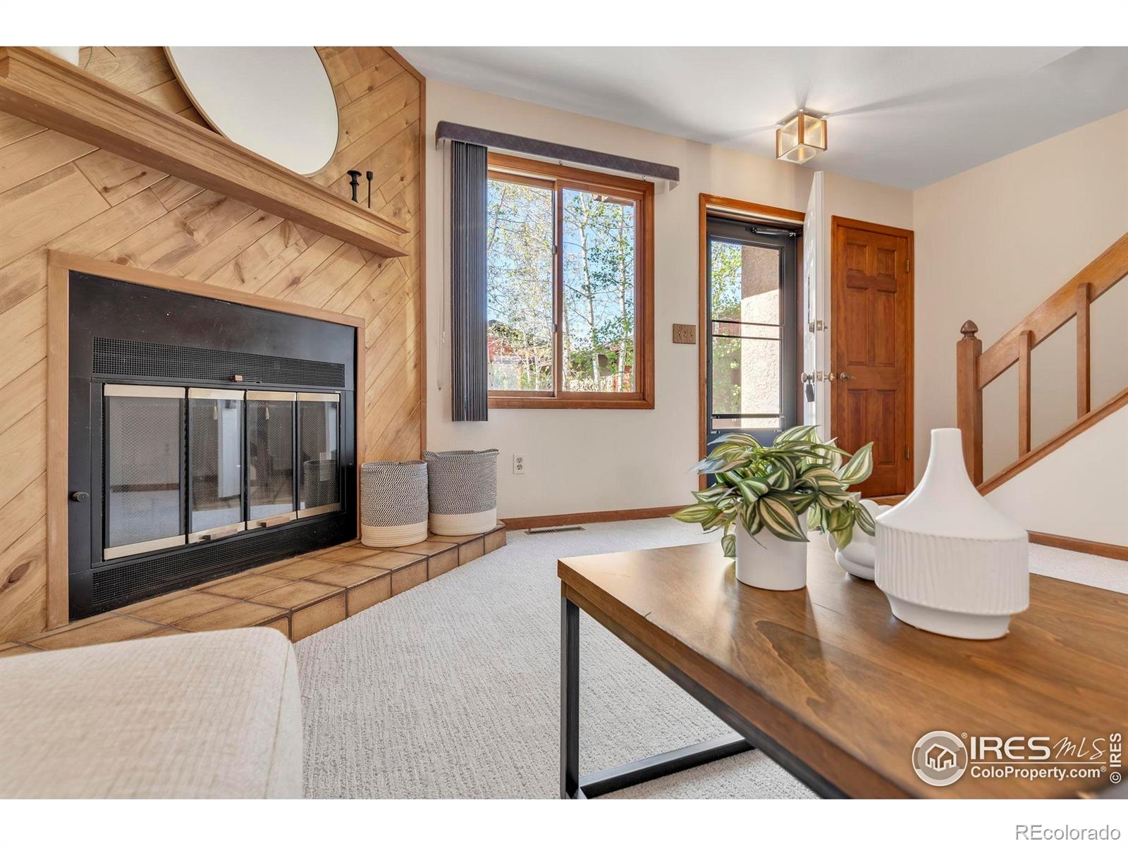1590 Garfield Avenue Unit: B