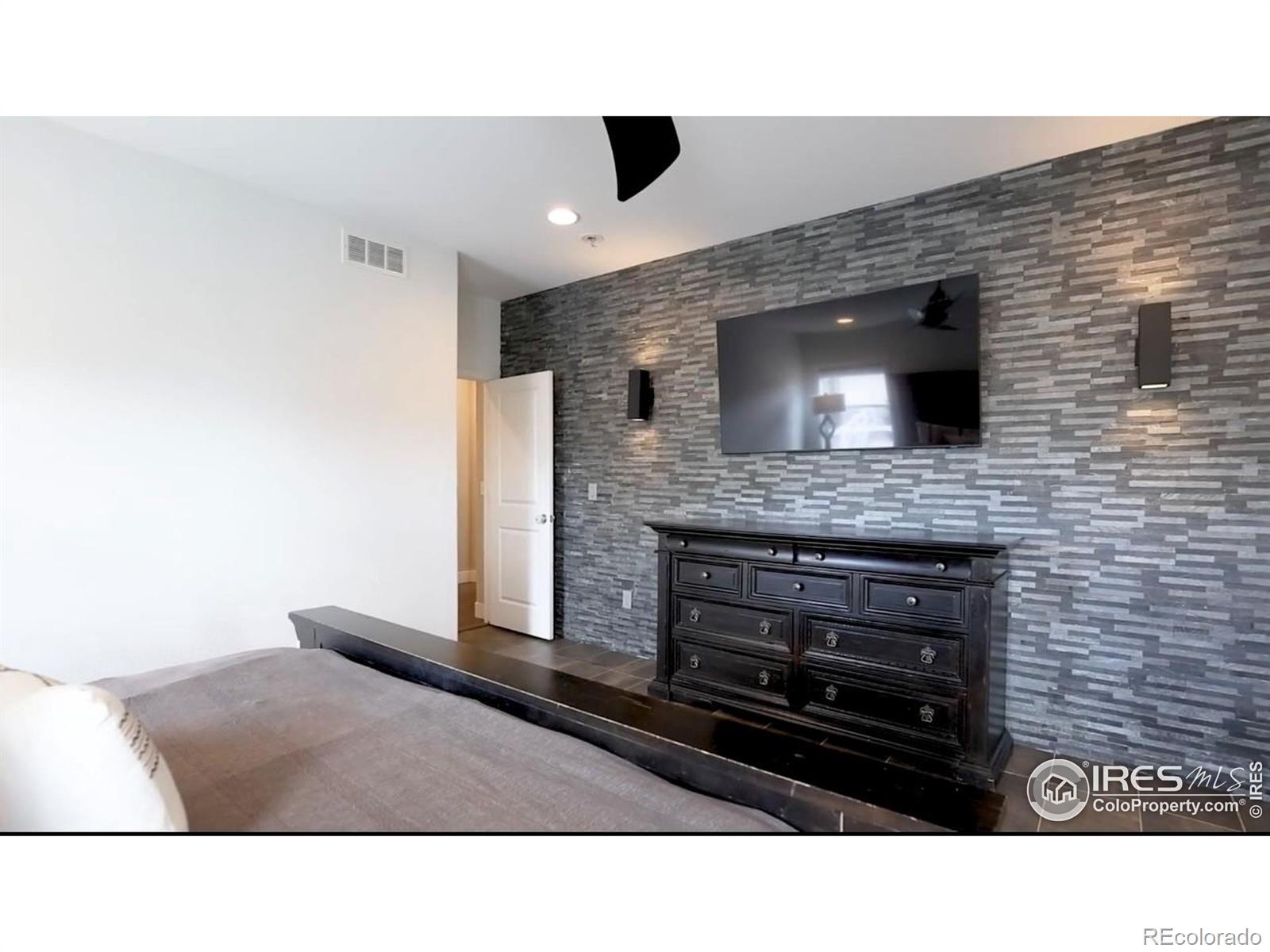 11500 E 162nd Drive
