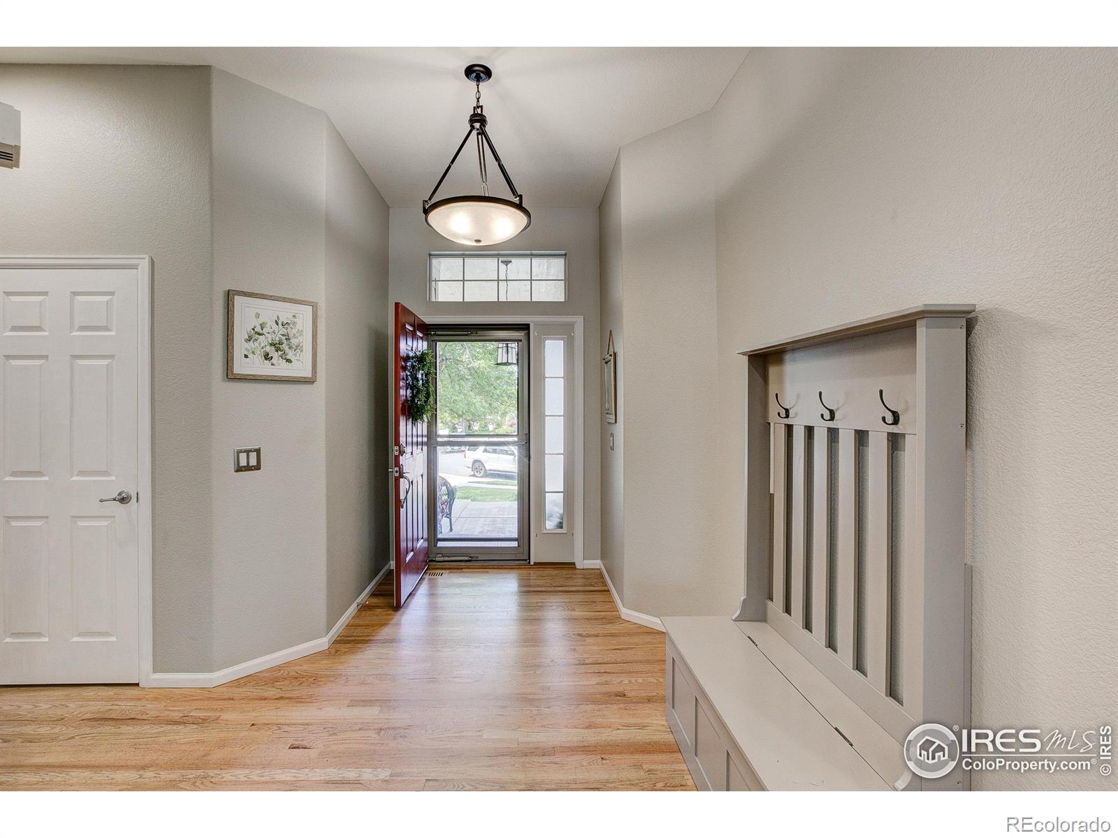 6208 Treestead Court