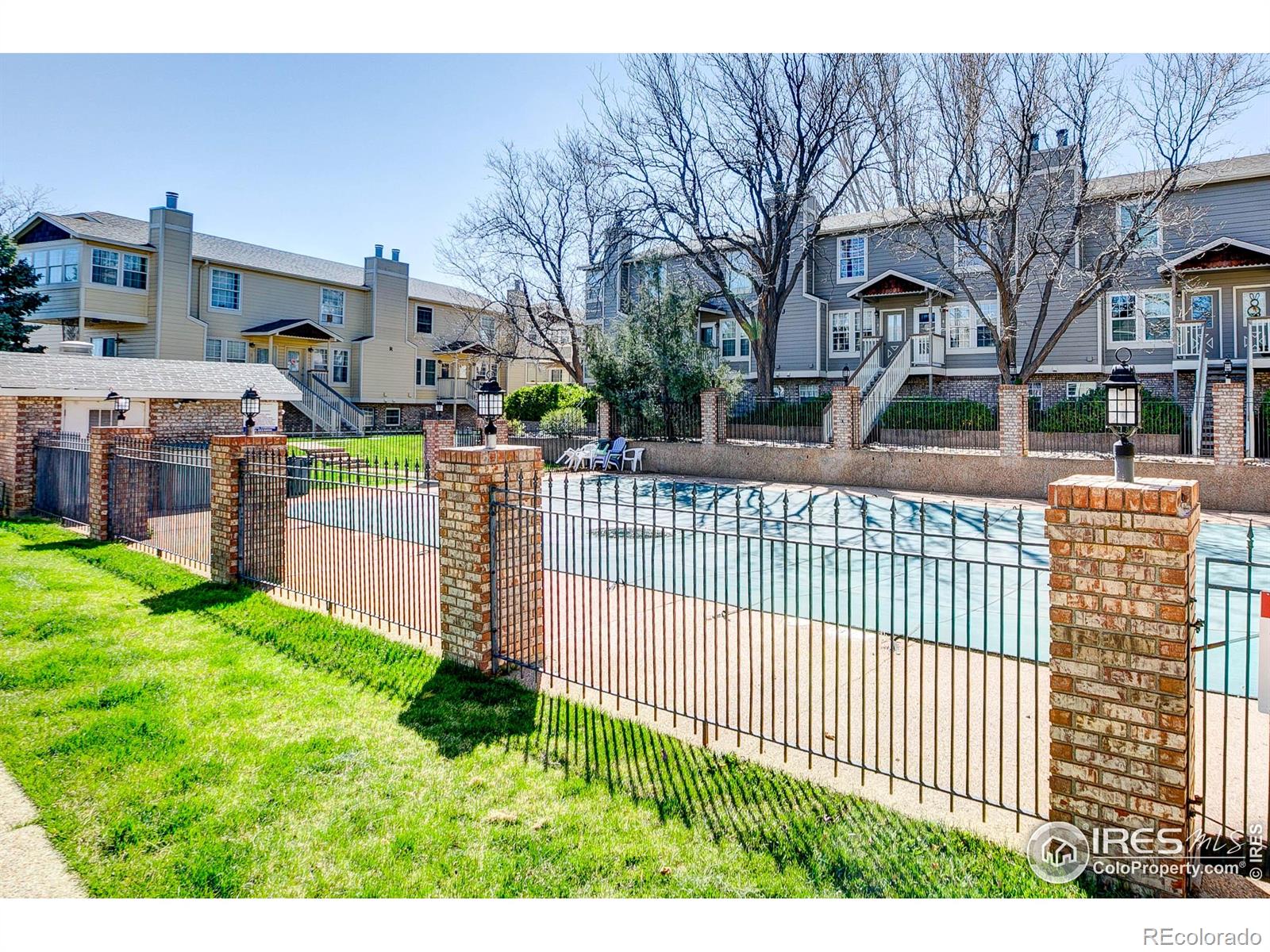 3200 Azalea Drive Unit: 5