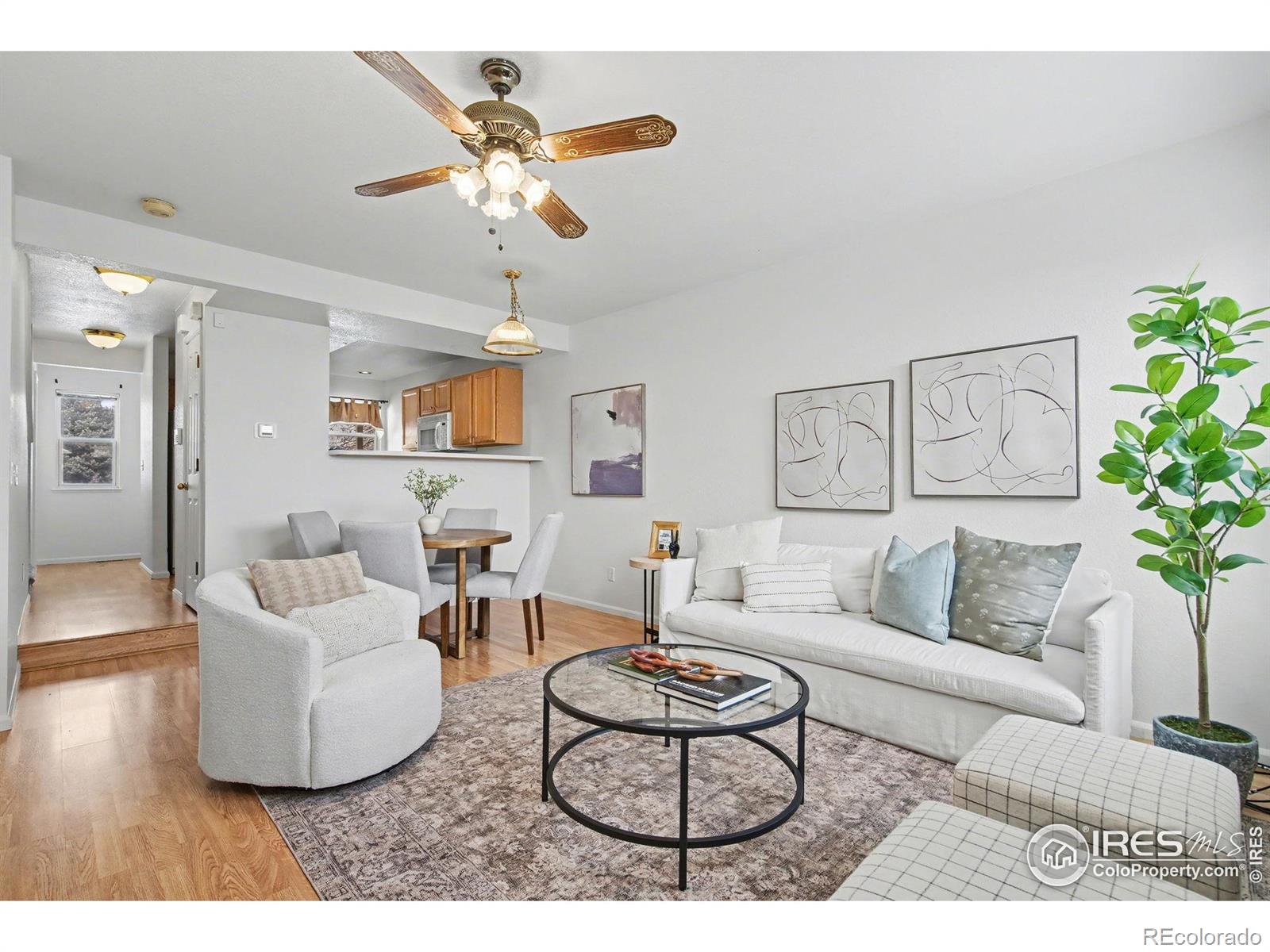 2925 W Stuart Street Unit: 11