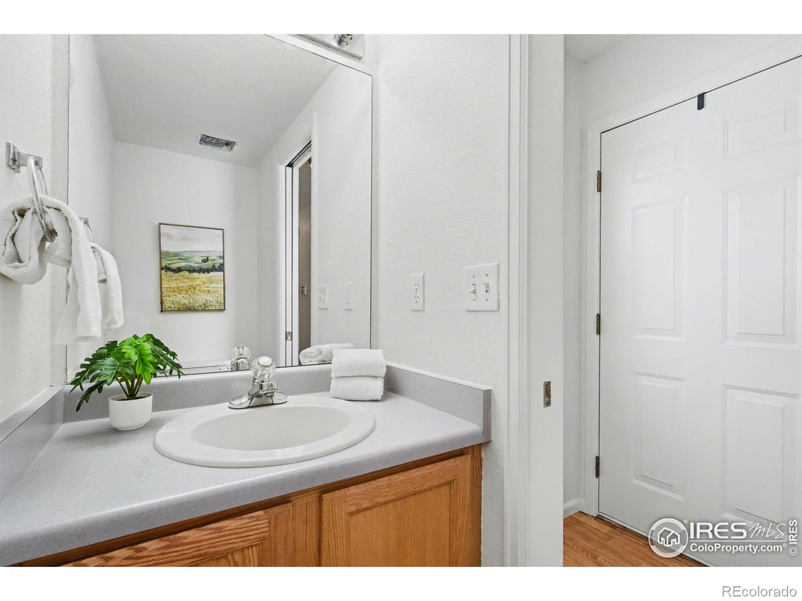 2925 W Stuart Street Unit: 11