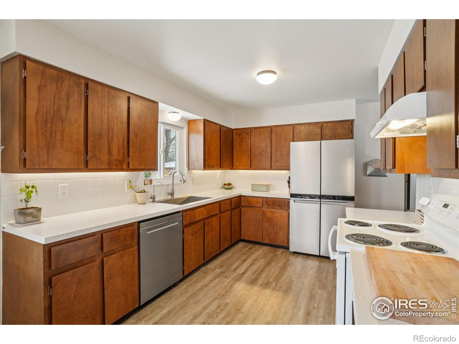 2012 Van Buren Avenue