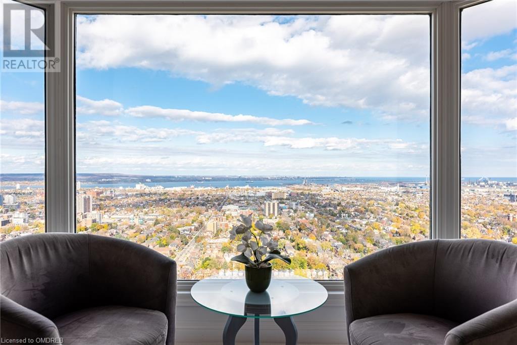 174 MOUNTAIN PARK Avenue Unit# 6 EAST