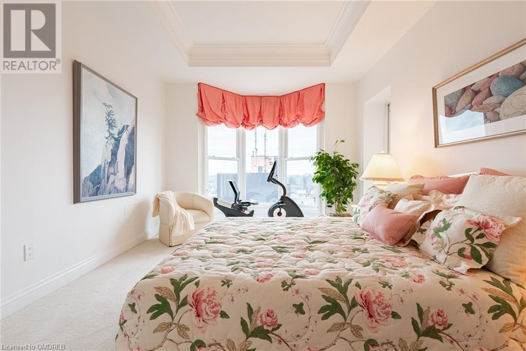 174 MOUNTAIN PARK Avenue Unit# 6 EAST