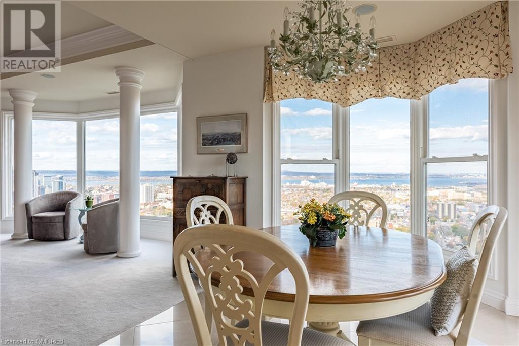 174 MOUNTAIN PARK Avenue Unit# 6 EAST