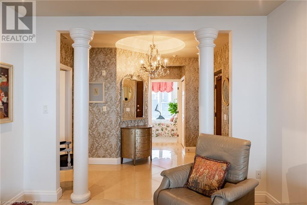 174 MOUNTAIN PARK Avenue Unit# 6 EAST