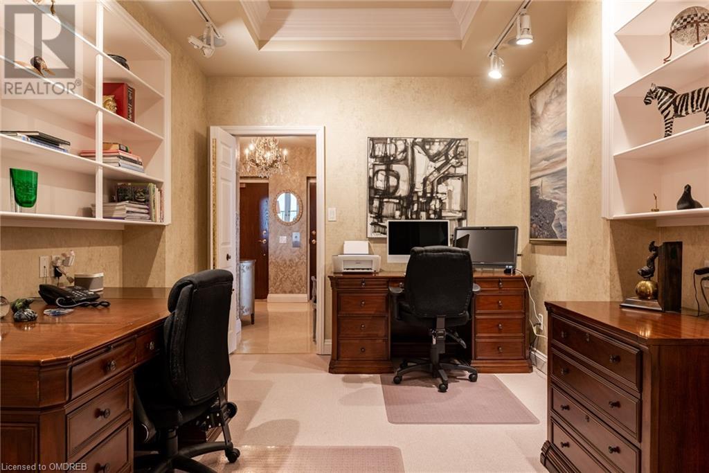 174 MOUNTAIN PARK Avenue Unit# 6 EAST