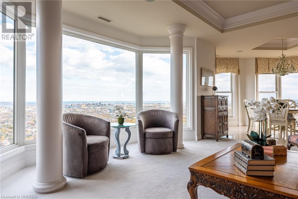 174 MOUNTAIN PARK Avenue Unit# 6 EAST