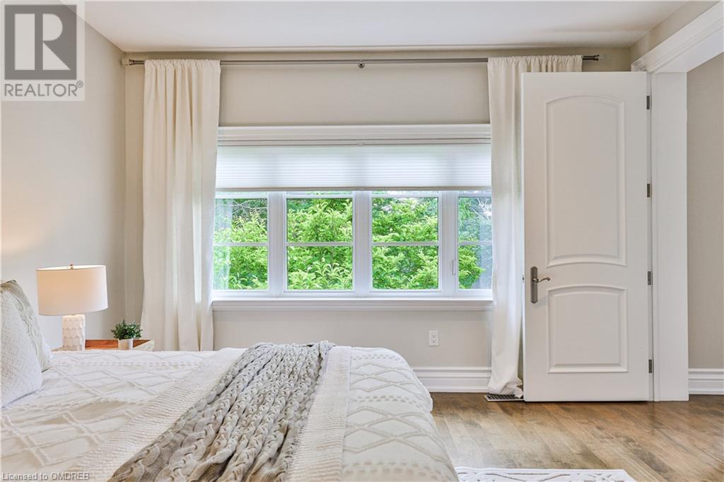 469 MAPLE GROVE Drive