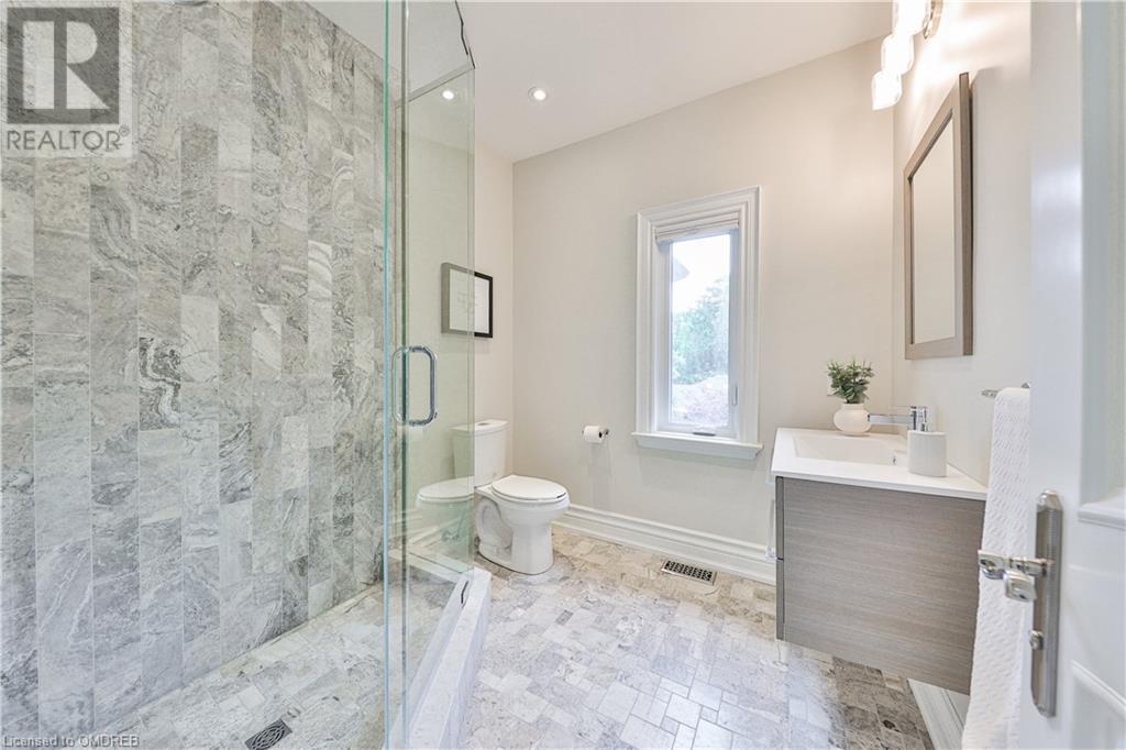 469 MAPLE GROVE Drive