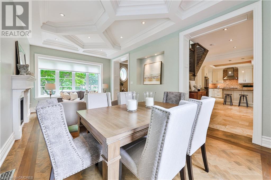 469 MAPLE GROVE Drive