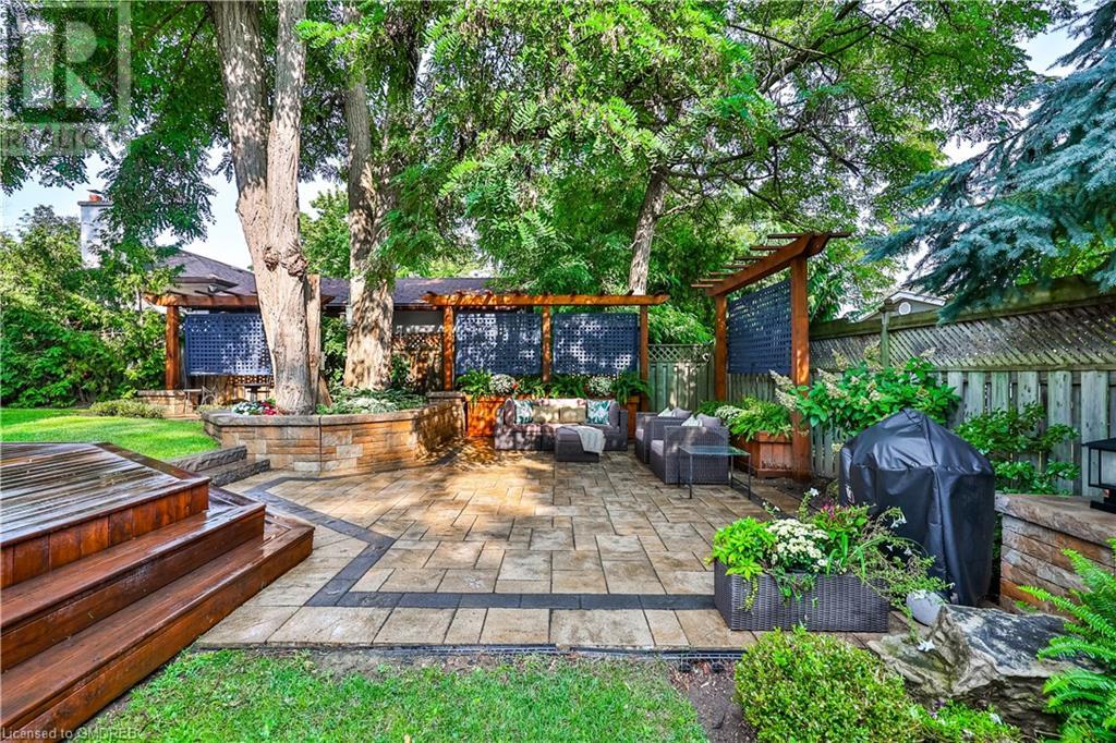 469 MAPLE GROVE Drive