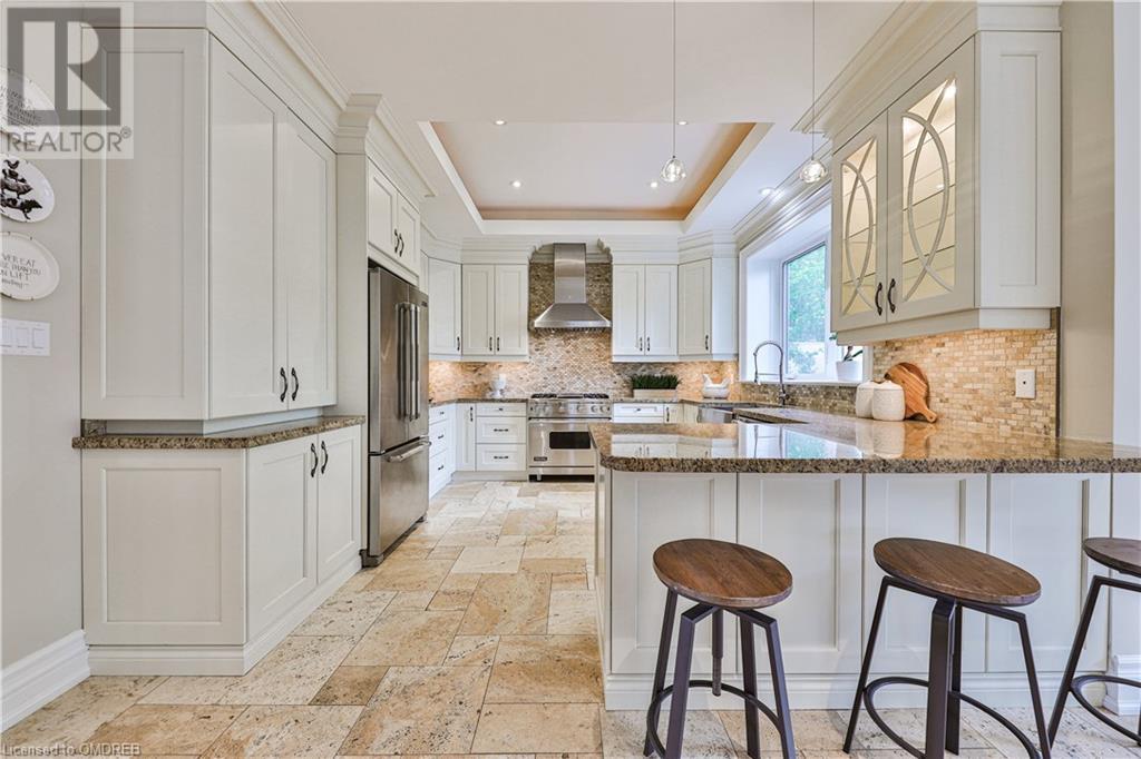 469 MAPLE GROVE Drive