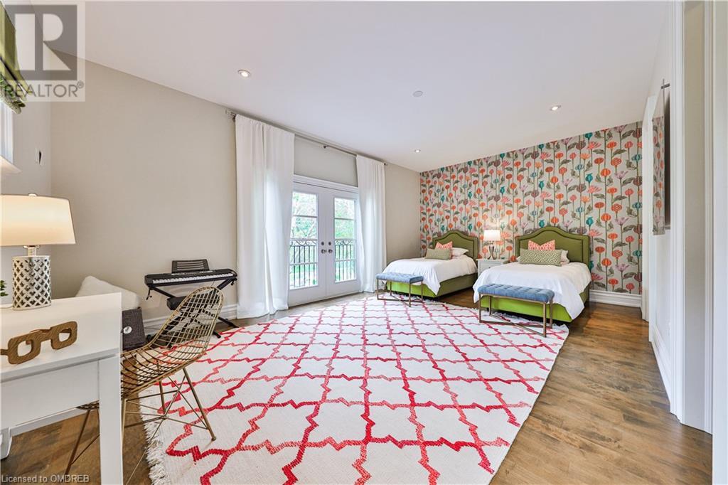 469 MAPLE GROVE Drive