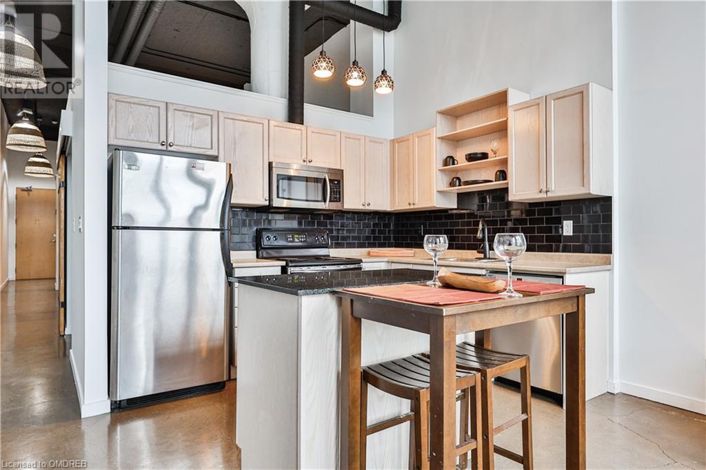 404 KING STREET Street W Unit# 404