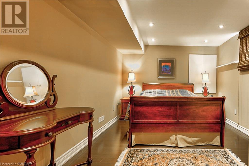 1138 JEZERO Crescent