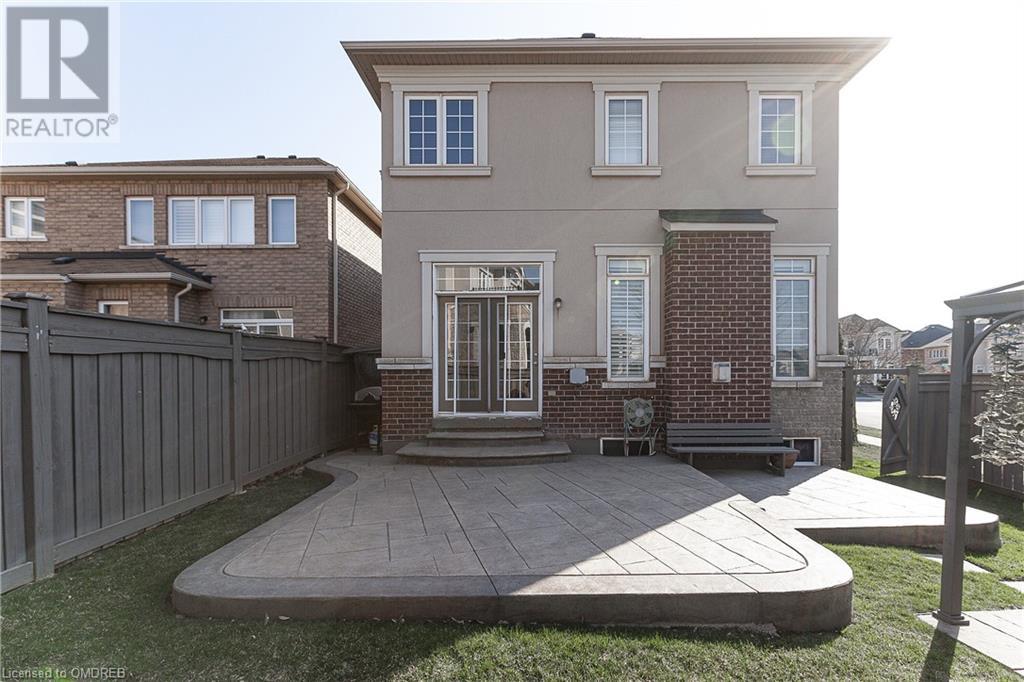 1138 JEZERO Crescent