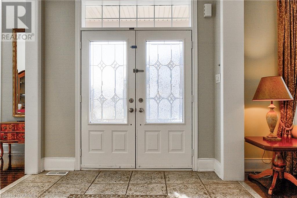 1138 JEZERO Crescent