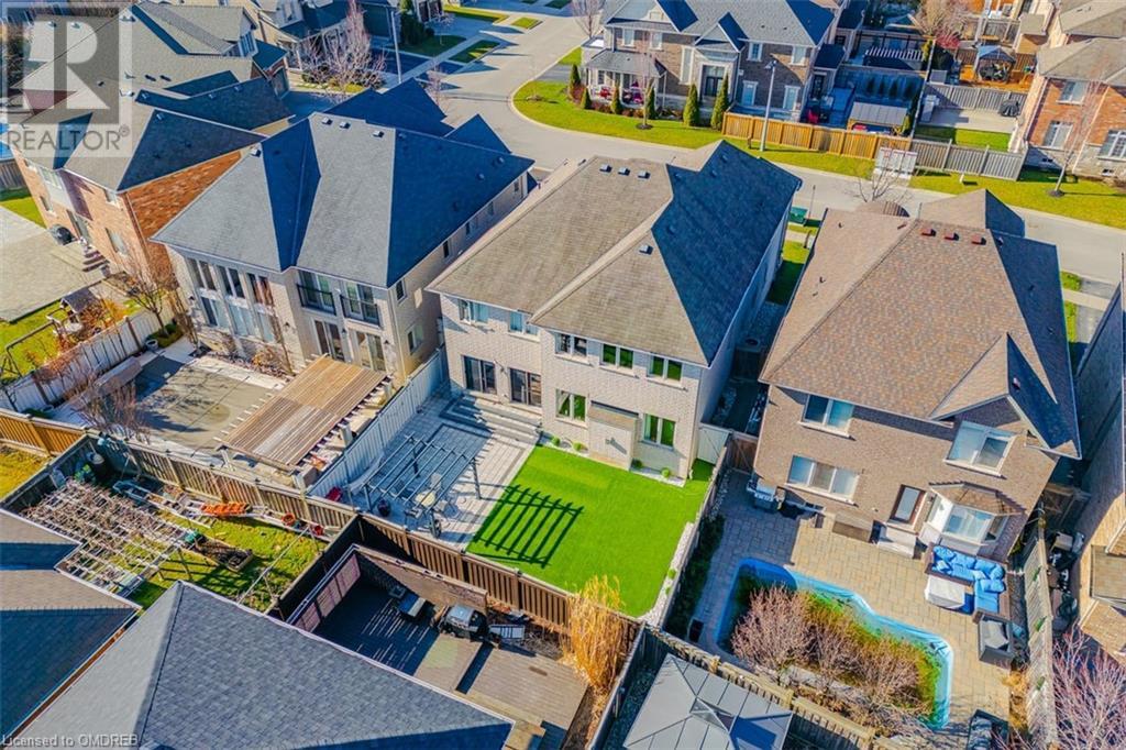 3198 SALTAIRE Crescent