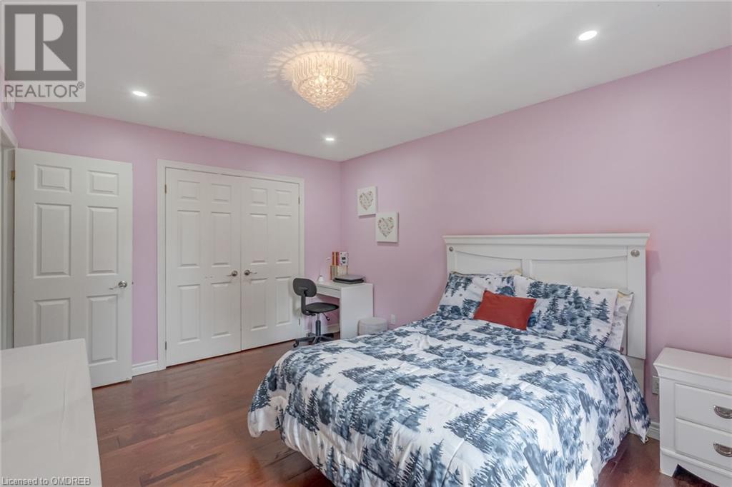 19 MCCONACHIE Crescent