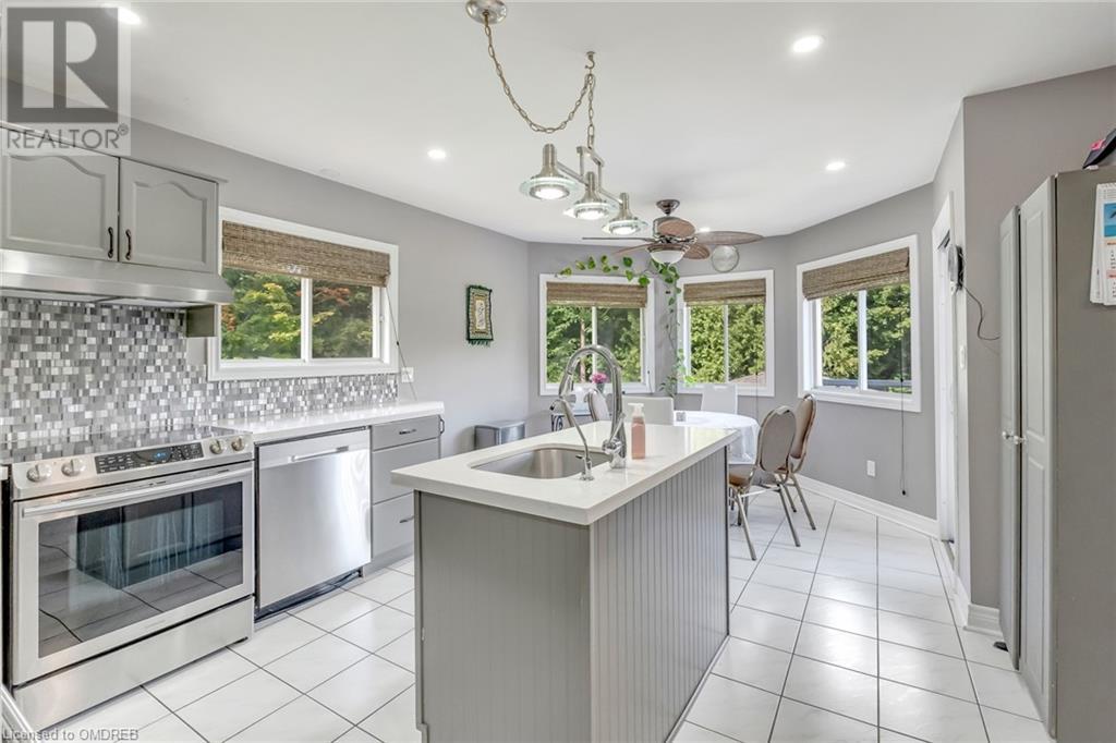 19 MCCONACHIE Crescent