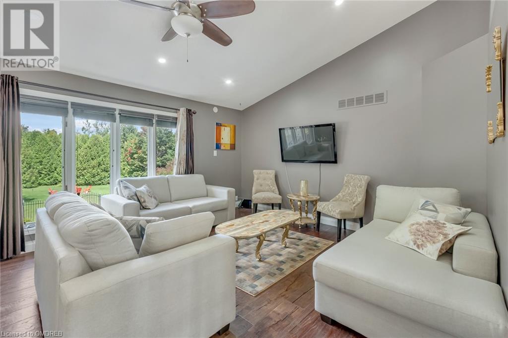 19 MCCONACHIE Crescent