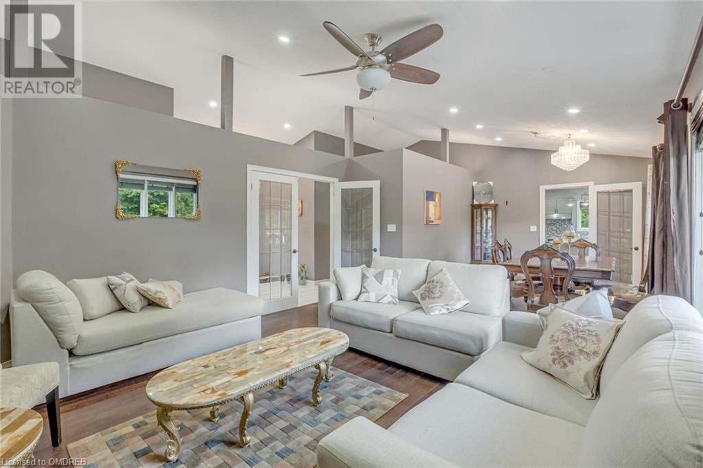 19 MCCONACHIE Crescent