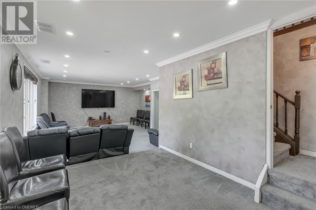 19 MCCONACHIE Crescent