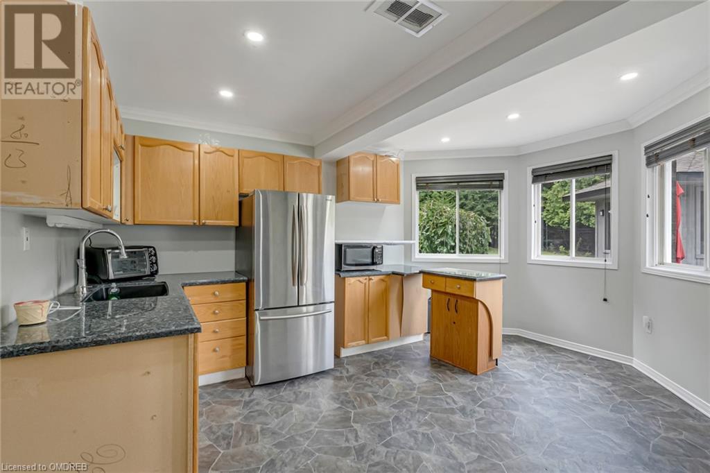 19 MCCONACHIE Crescent