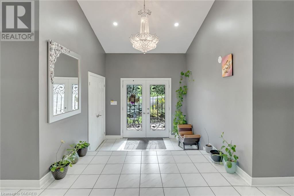 19 MCCONACHIE Crescent