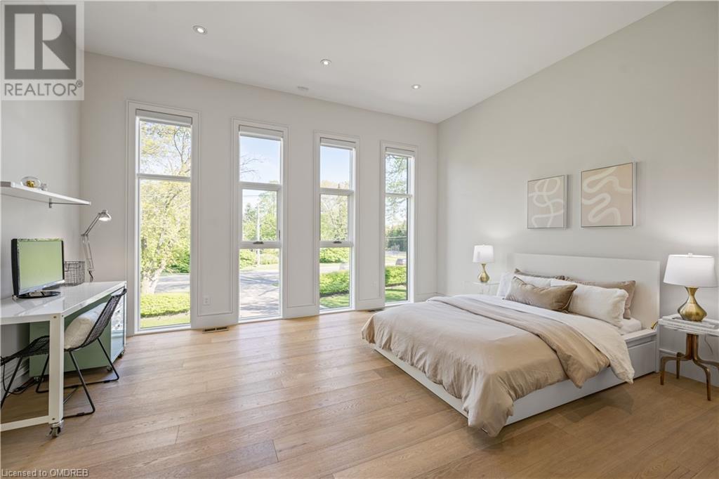 1487 LAKESHORE Road W