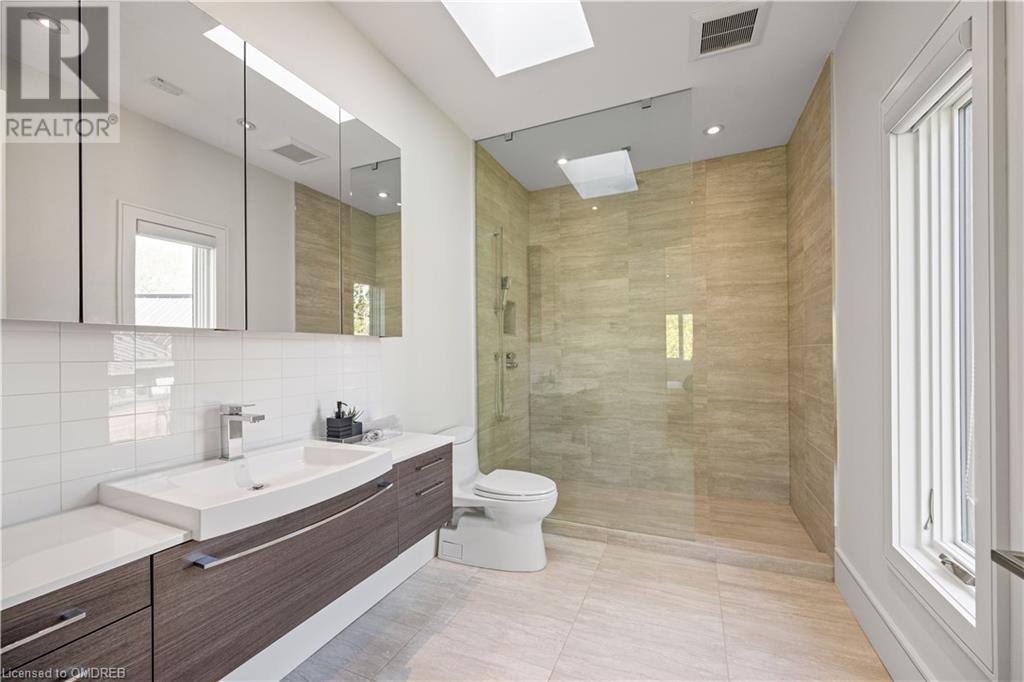 1487 LAKESHORE Road W