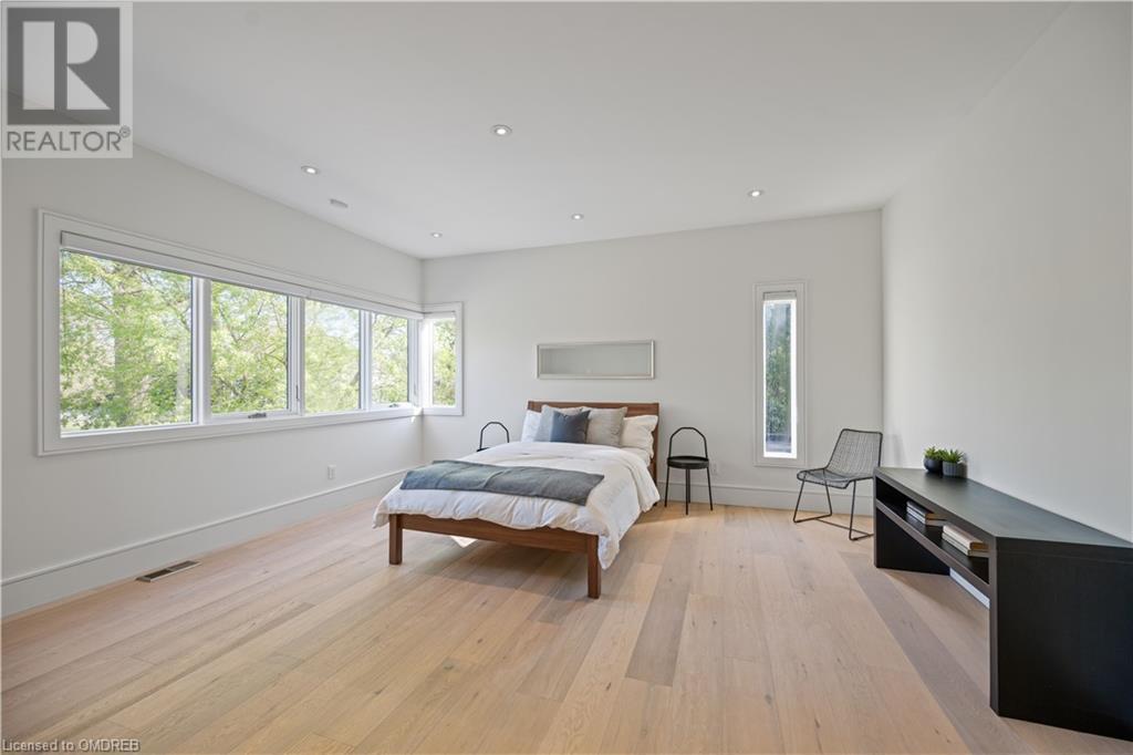 1487 LAKESHORE Road W