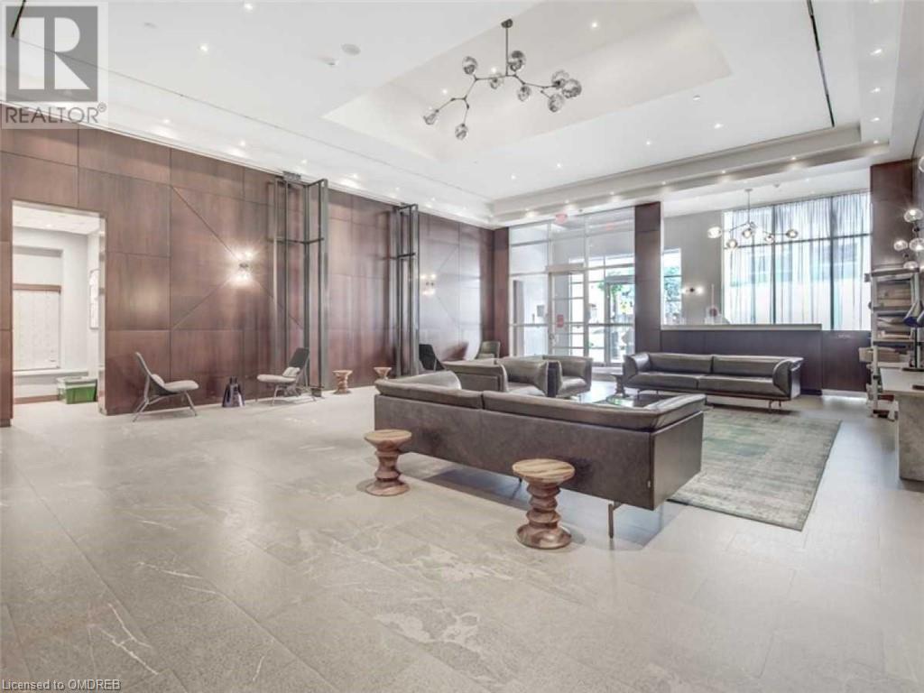 36 BLUE JAYS Way Unit# 609