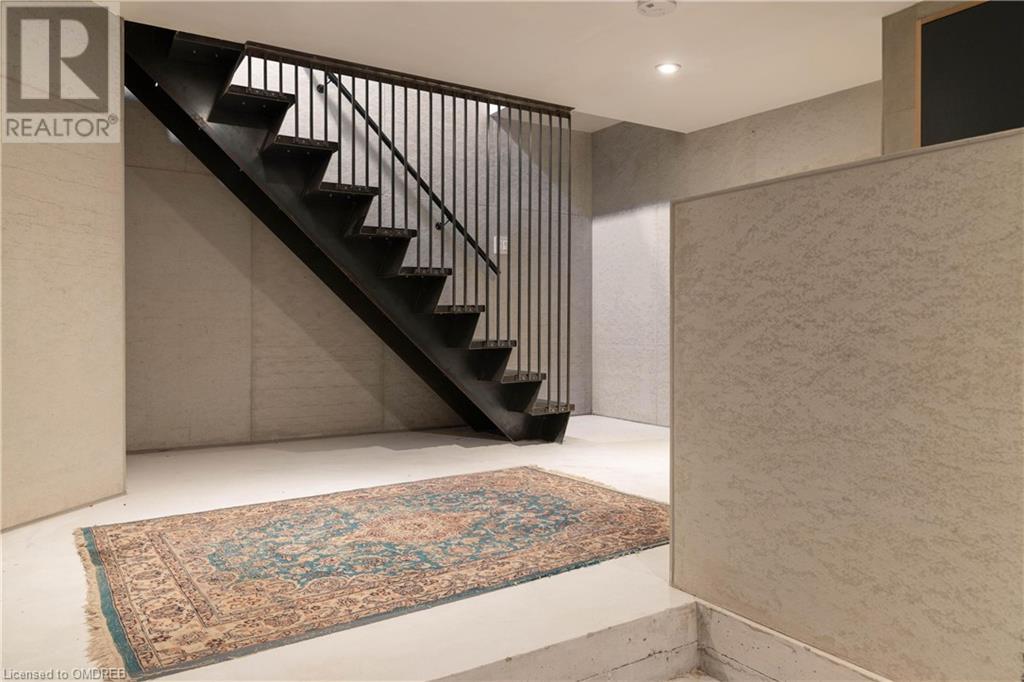 51 GAGE Avenue N Unit# Main/Lower