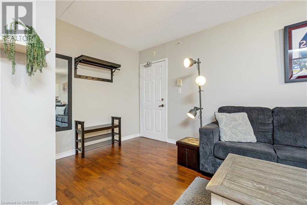 4015 KILMER Drive Unit# 207