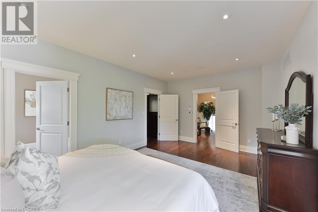 3168 LAKESHORE Road W