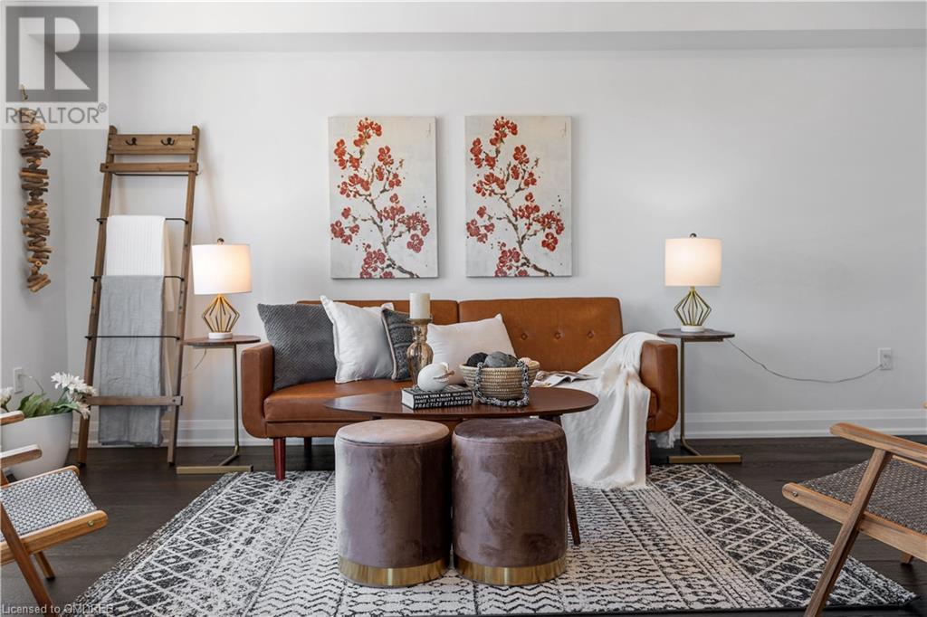 675 VICTORIA Road N Unit# 20