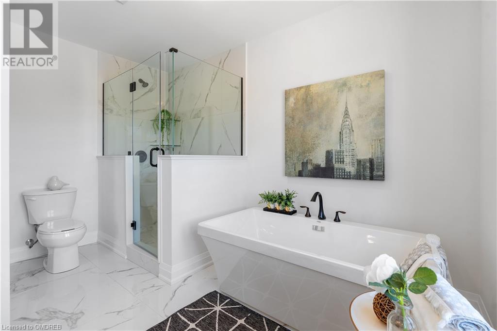 675 VICTORIA Road N Unit# 20