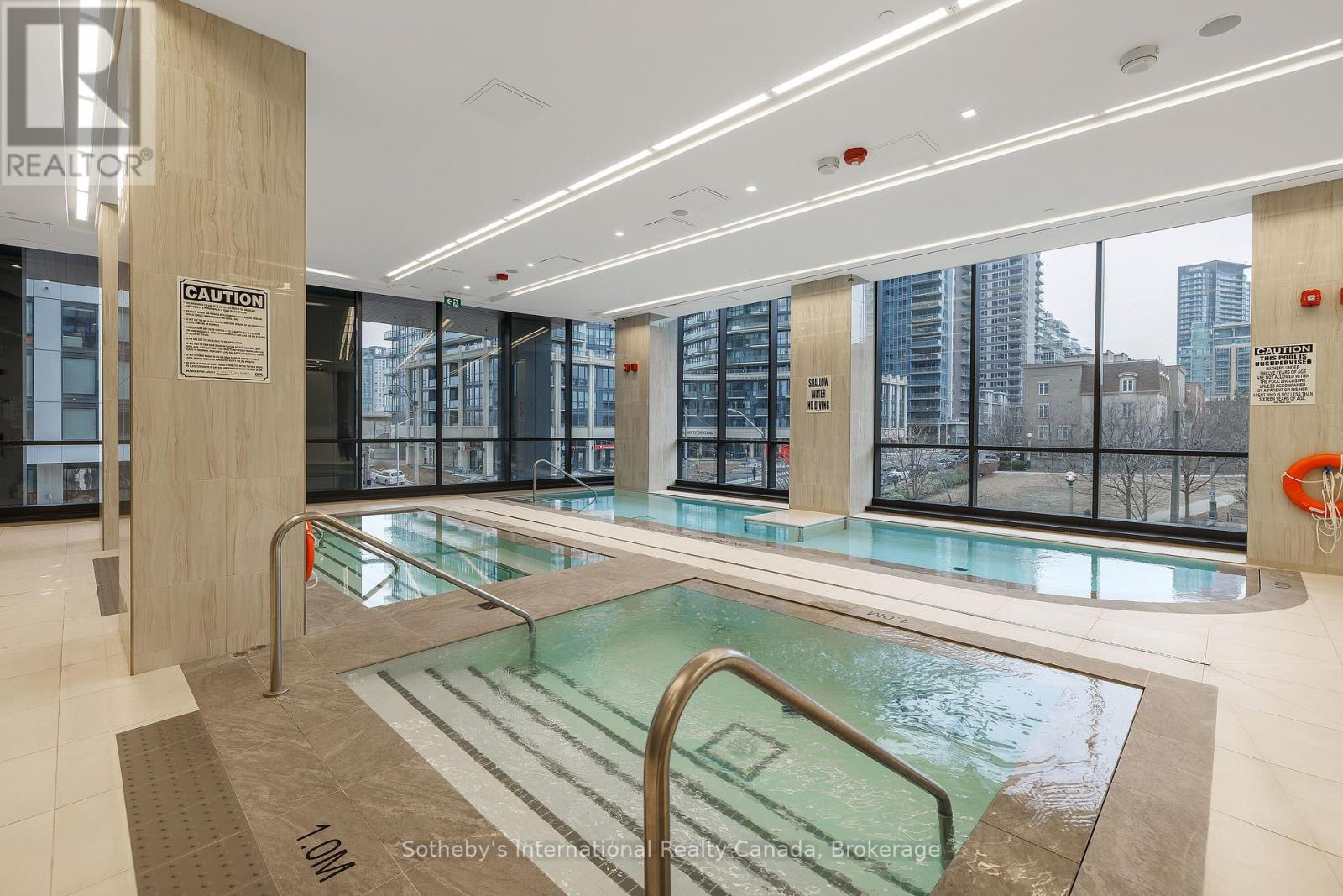 2608 - 19 WESTERN BATTERY ROAD