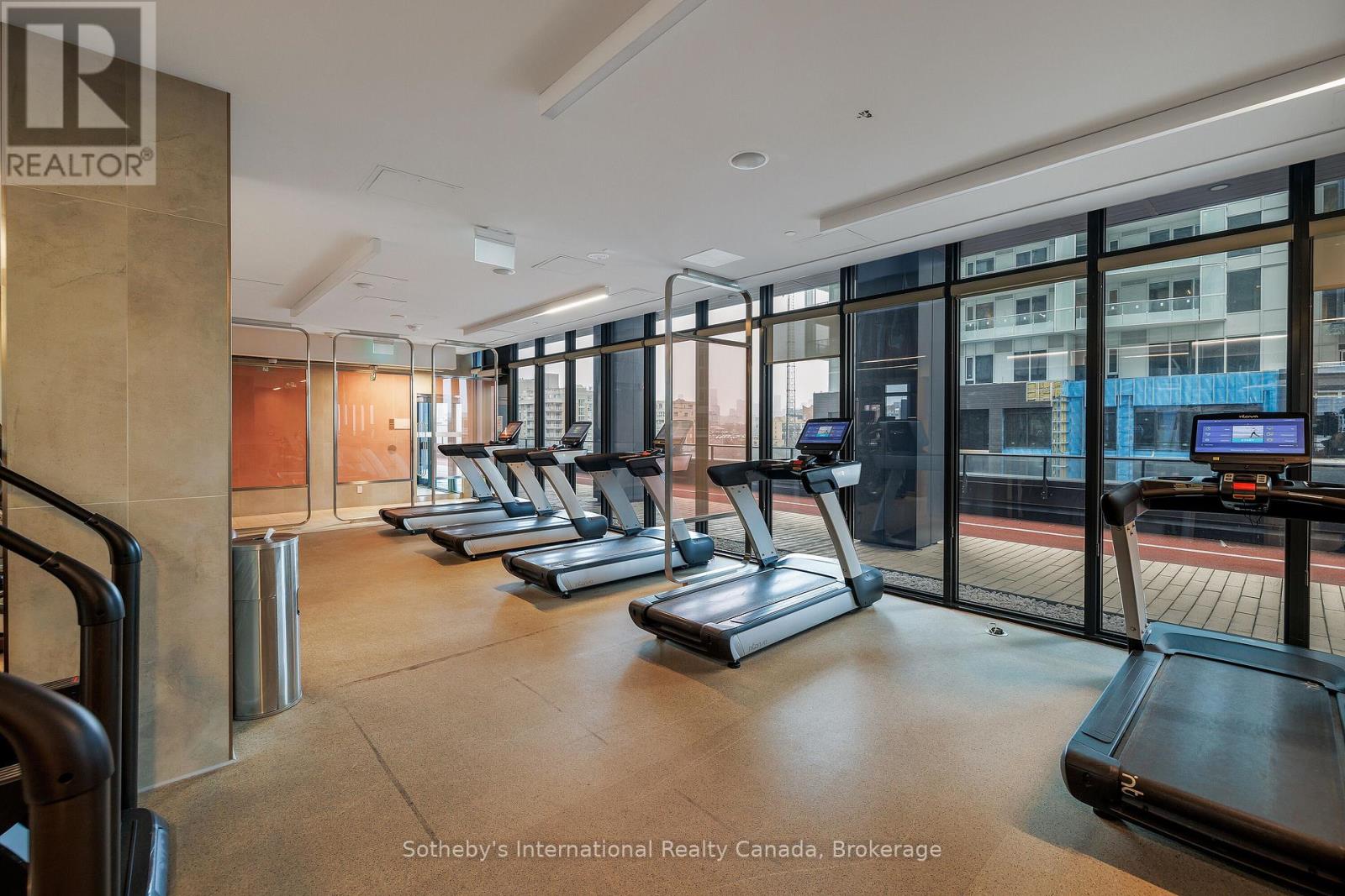 2608 - 19 WESTERN BATTERY ROAD