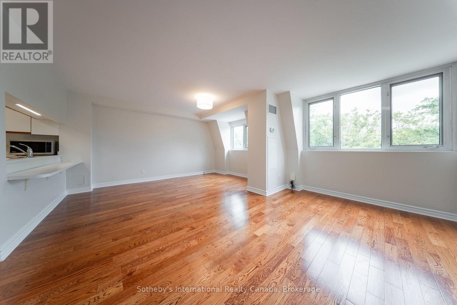 508 - 356 MCRAE DRIVE
