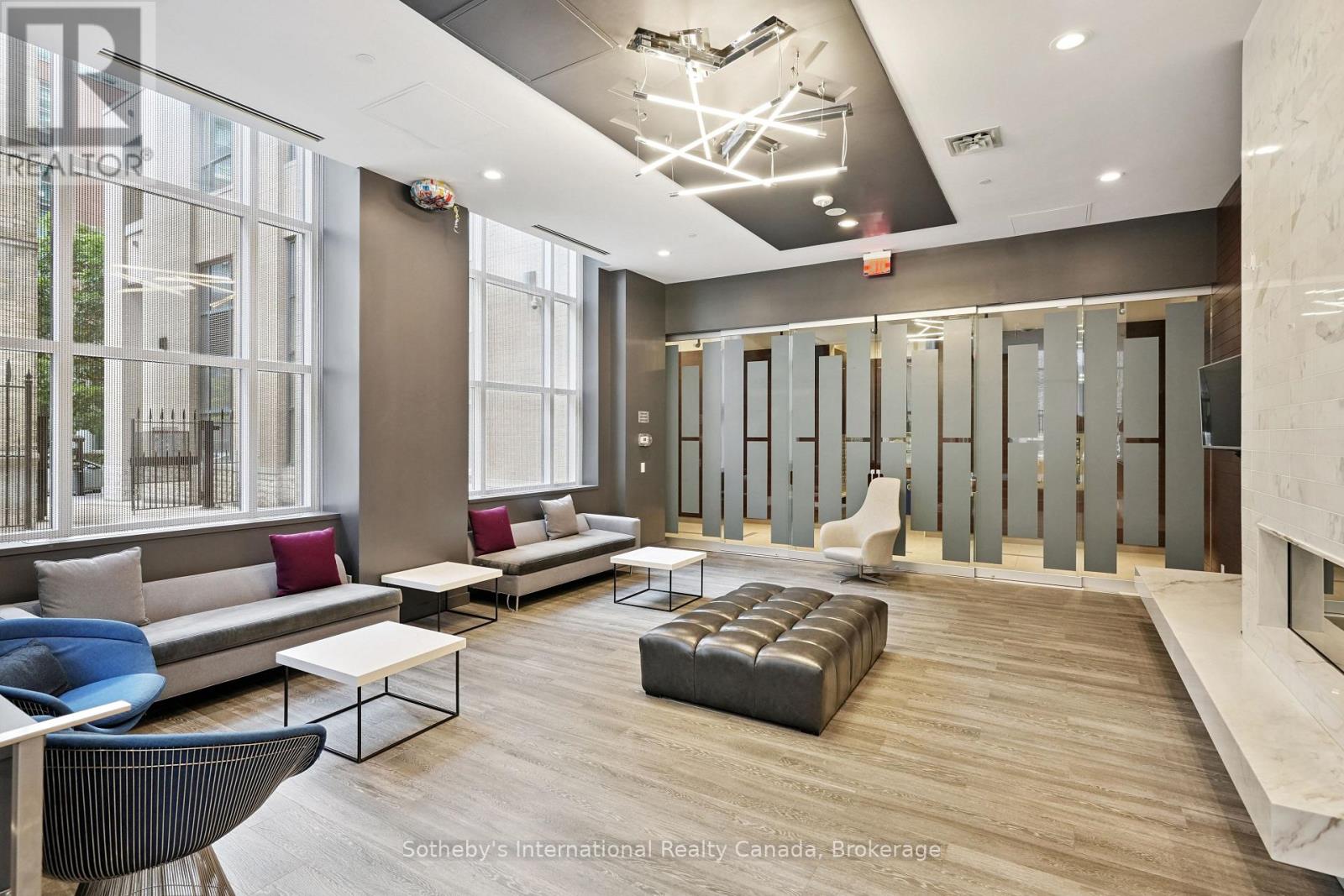 903 - 105 GEORGE STREET