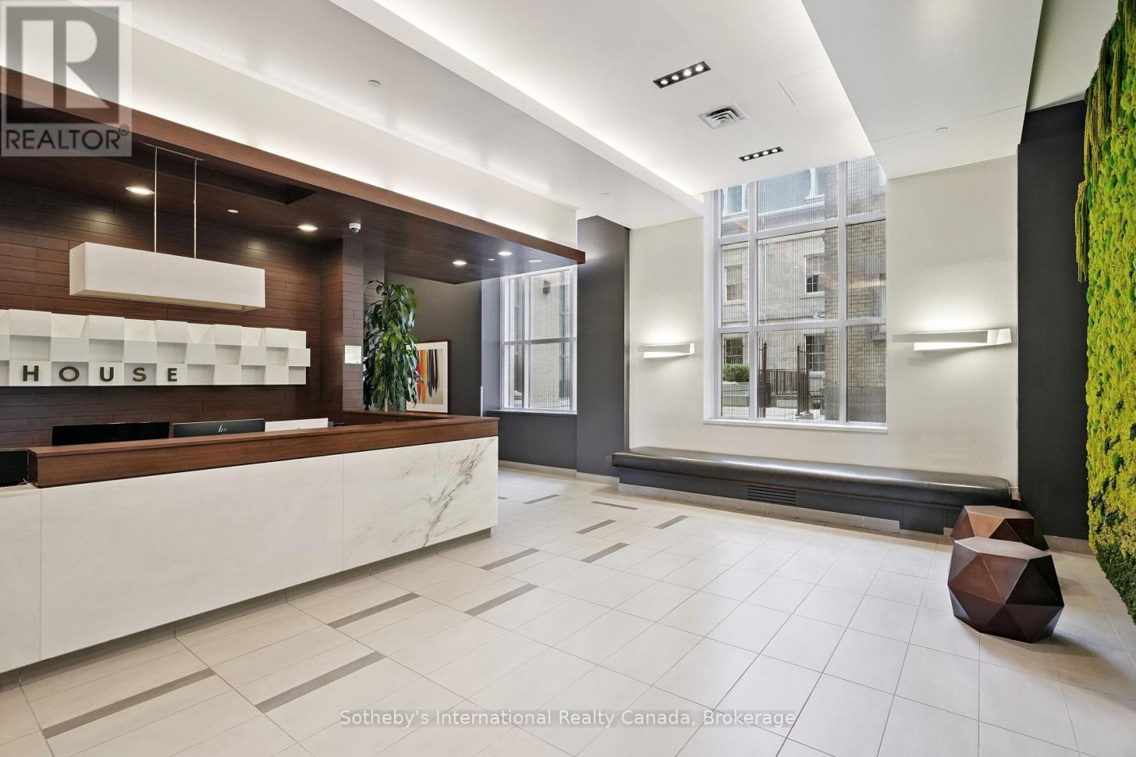 903 - 105 GEORGE STREET