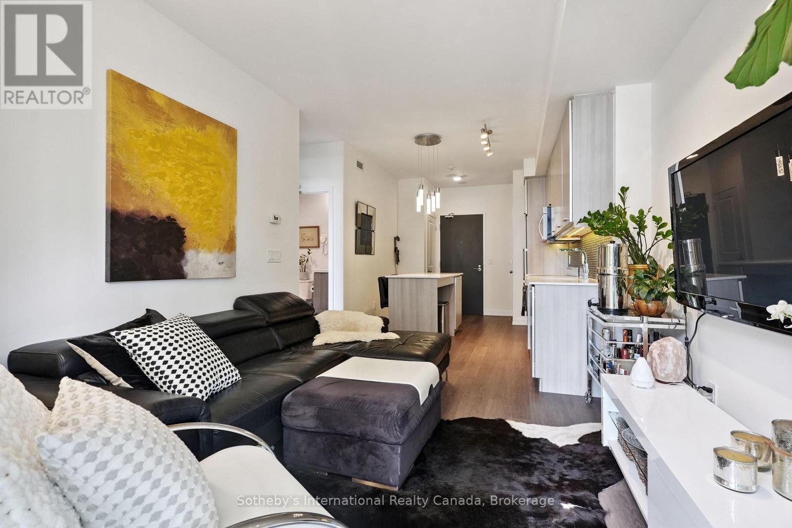 903 - 105 GEORGE STREET