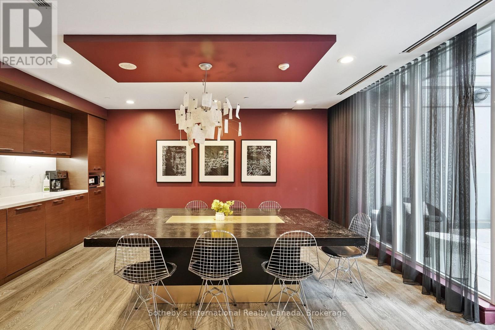 903 - 105 GEORGE STREET