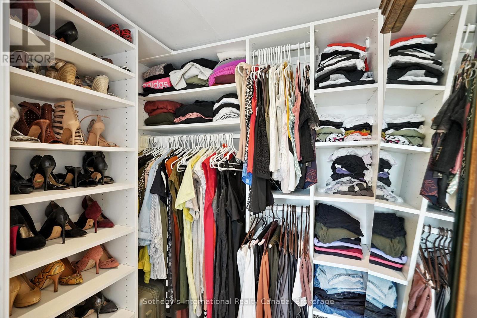 903 - 105 GEORGE STREET