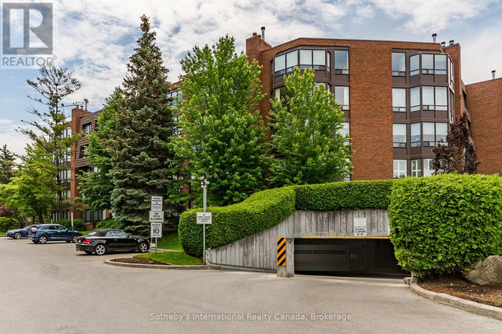 509 - 245 THE DONWAY W